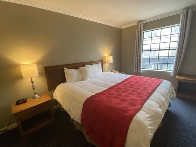جناح بسريرين كينج بغرفة نوم واحدة، Ramada by Wyndham Los Angeles/Koreatown West 2/4