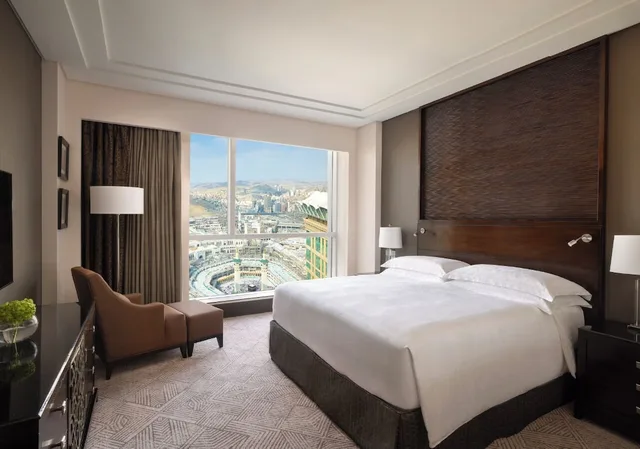Kaaba, Junior Suite, King Bed، فندق ساعة مكة فيرمونت(Makkah Clock Royal Tower A Fairmont Hotel) 6/10