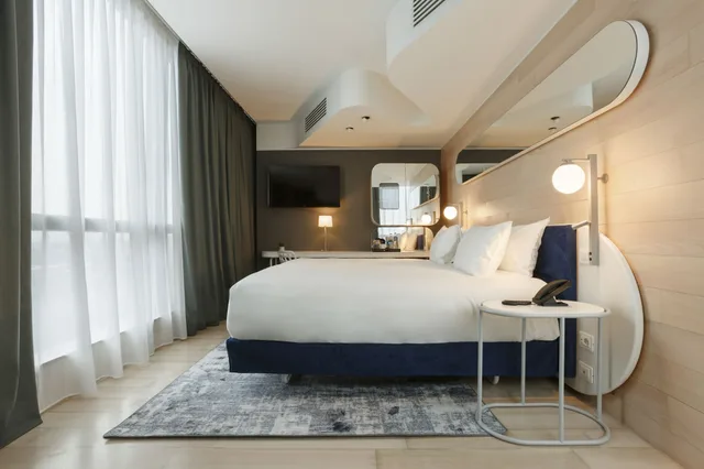 غرفة بريميوم بسرير كينج، voco Milan-Fiere, an IHG Hotel 6/9