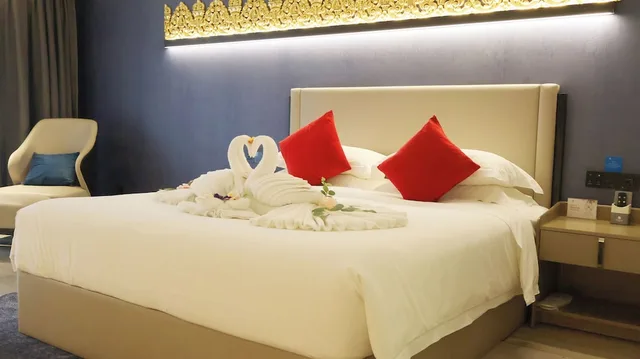 غرفة ديلوكس بسرير كينج بإطلالة على المدينة، Tian Yi International Hotel 7/10