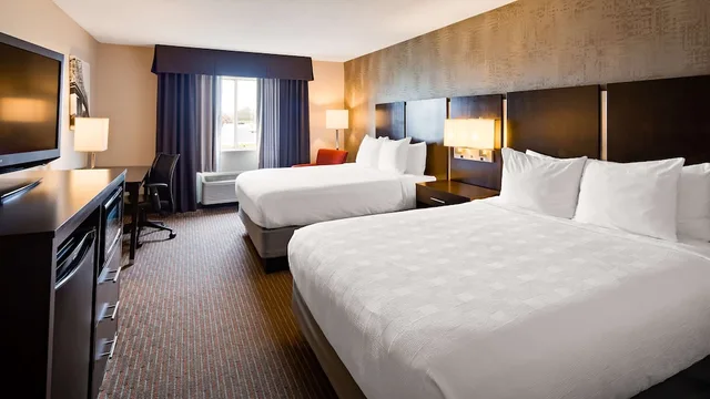 غرفة قياسية بسريرين كوين، Best Western Pearl City Inn 1/4