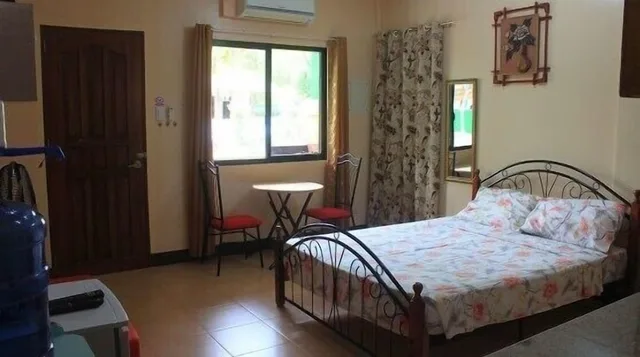 شقة بسرير كوين بشرفة، Nickles Park Resort And Apartments 2/10