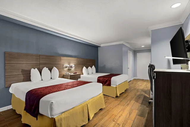 Standard, Double Bed, Best Western Moreno Hotel & Suites 3/6