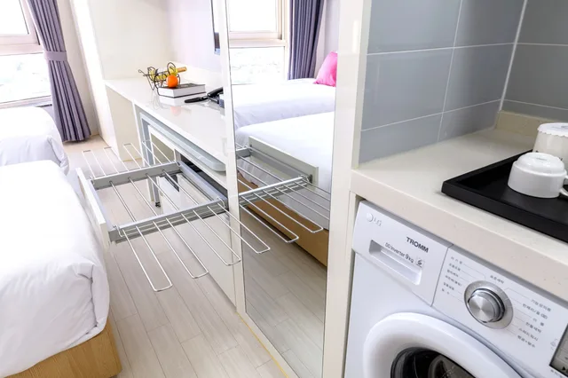 غرفة بريميير بسريرين منفصلين بإطلالة على المدينة، Shin Shin Hotel Seogwipo 6/6