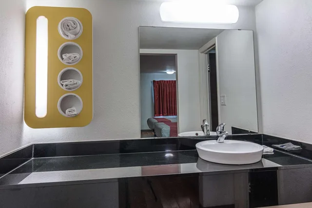 غرفة رباعية، Motel6 Texarkana, AR 10/10