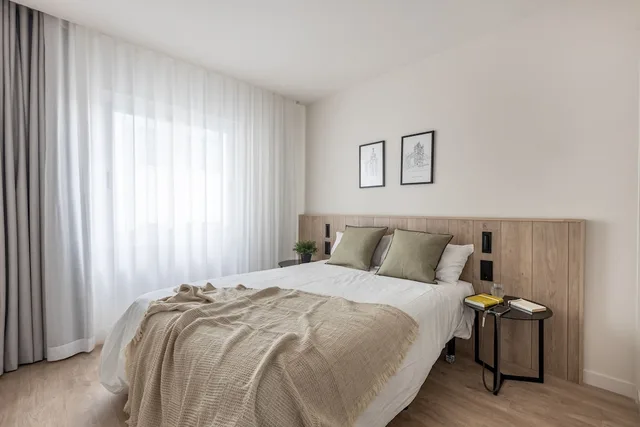 شقة بسريرين مزدوجين بغرفتي نوم مع أريكة، Libere Madrid Chamberi 1/3