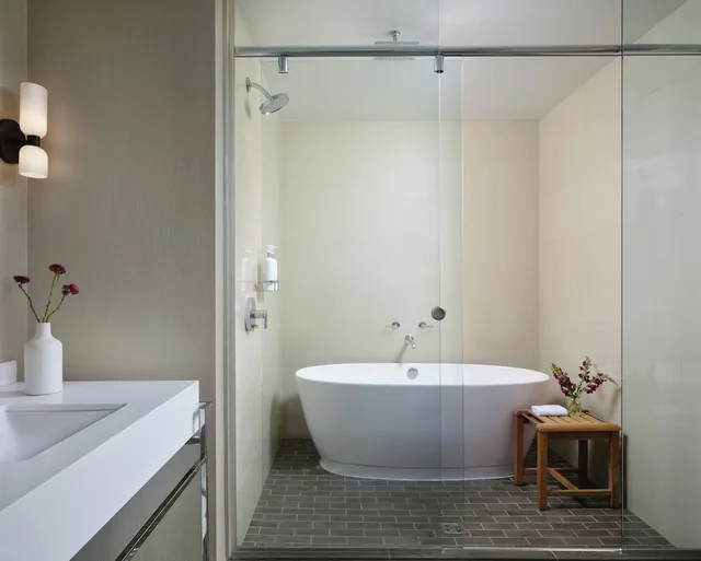 جناح بسرير كينج بغرفة نوم واحدة لذوي الإعاقة، Hotel Palomar Phoenix A Kimpton Hotel 7/9