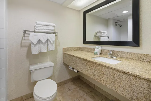 Room, 2 Queen Beds, Best Western Gateway to the Keys 4/4