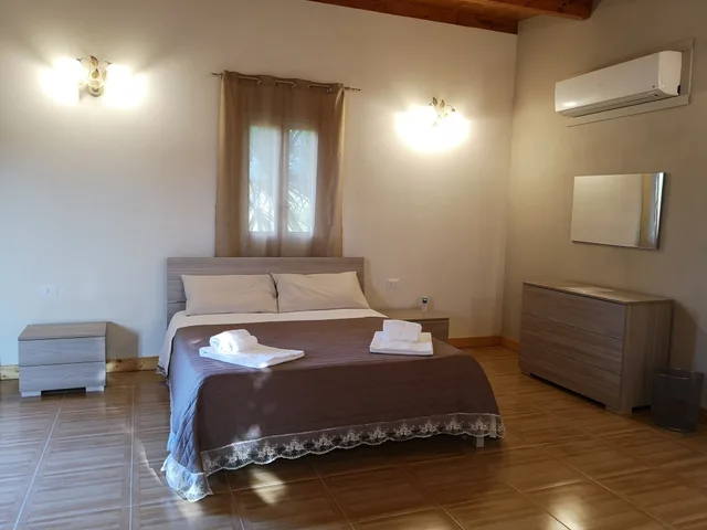غرفة قياسية ثلاثية بسرير مزدوج وسرير فردي، Villa Felicia 5/7