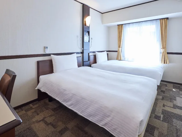 غرفة بسريرين منفصلين للمدخنين، Toyoko Inn Narita Airport Honkan 2/2