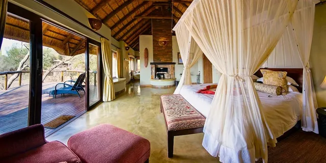 1 Bedroom, Luxury, Twin Beds, Park View, Motswiri Private Safari Lodge 3/5