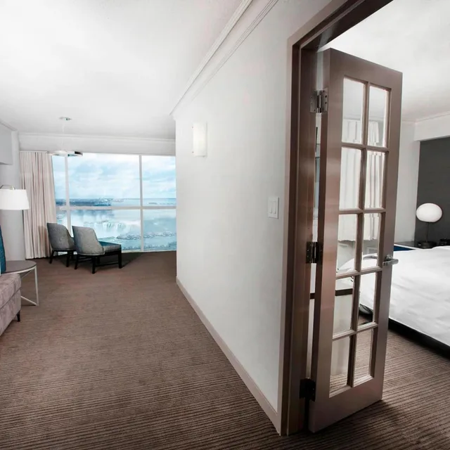 Presidential, Junior Suite, Sofa, Niagara Falls Marriott on The Falls 4/4
