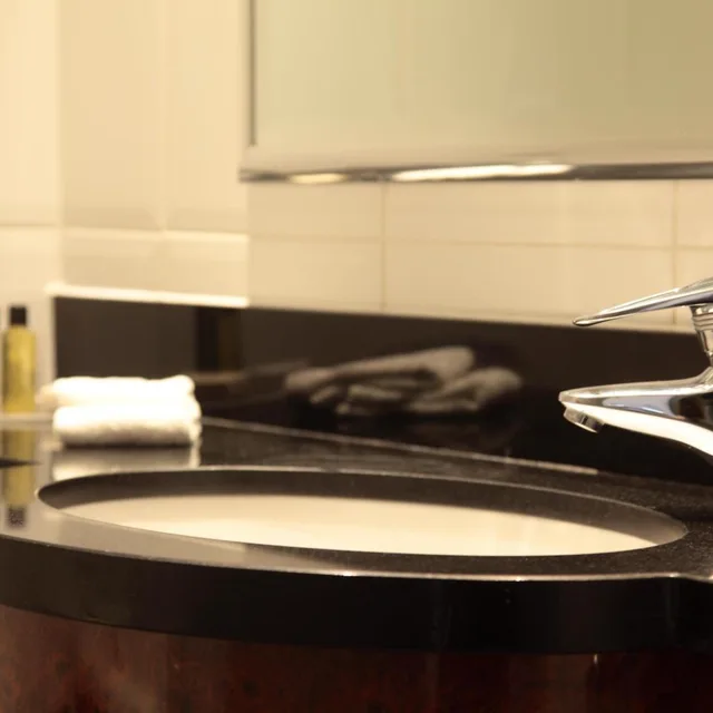 غرفة عائلية بسريرين مزدوجين، Glasgow Grosvenor Hotel 5/6
