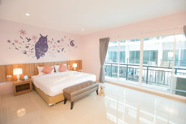 جناح بسرير كينج، The Bedroom Ladprao 101 2/4