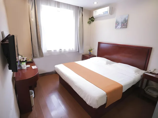 Fashion, Superior, Double Bed، GreenTree Inn Baoding Sanfeng Road Agricultural University Shell Hotel 1/1