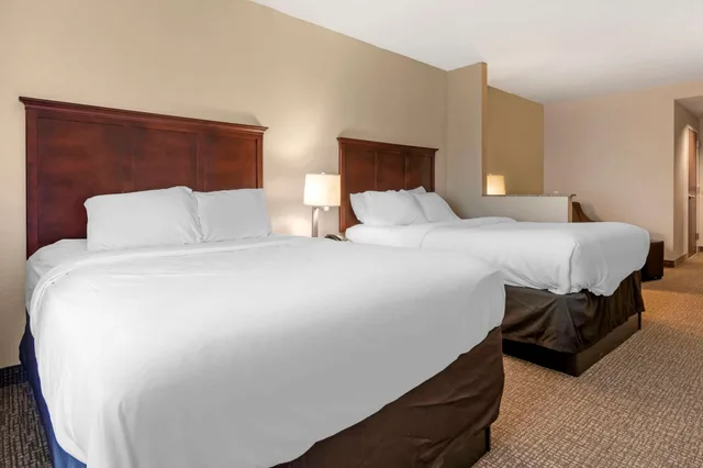 1 Bedroom, Suite, 2 Queen Beds, Sofa, Accessible, Comfort Suites Ocala - North 2/10