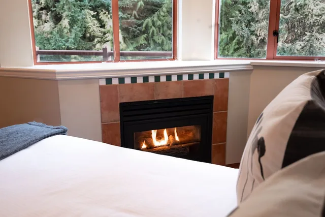 Comfort, Deluxe, Studio, 1 Queen and 1 Murphy Bed, Queen Murphy Bed, Queen Bed، Alpenglow Lodge By Mountainview 5/10