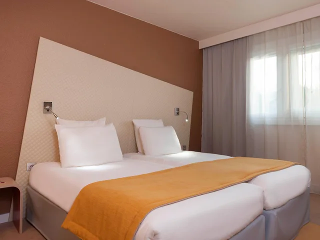 استوديو اقتصادي، Hotel Mercure Paris Le Bourget 8/10