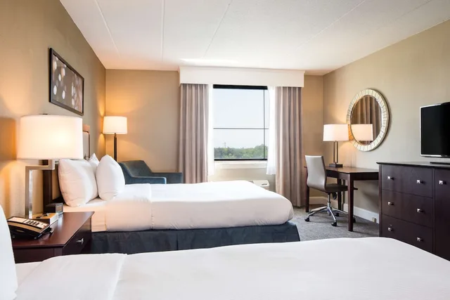 غرفة بسريرين مزدوجين، Doubletree By Hilton Hotel Laurel 2/4