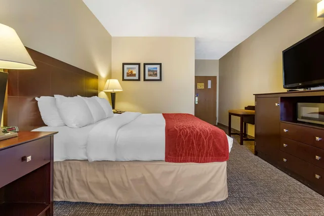 غرفة بسرير كينج، Comfort Inn & Suites North Tucson Marana 3/5