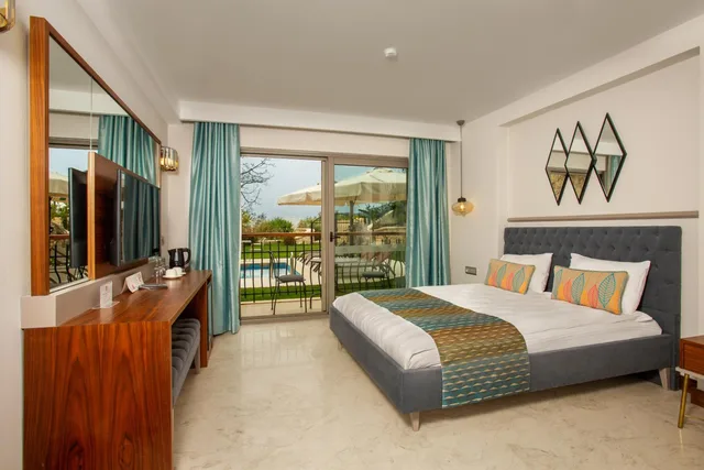غرفة بسرير مزدوج بإطلالة على المسبح، Molino Hotel 2/10