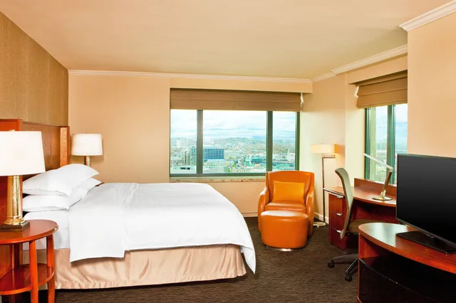 1 Bedroom, Suite, SHERATON BOSTON HOTEL 1/8