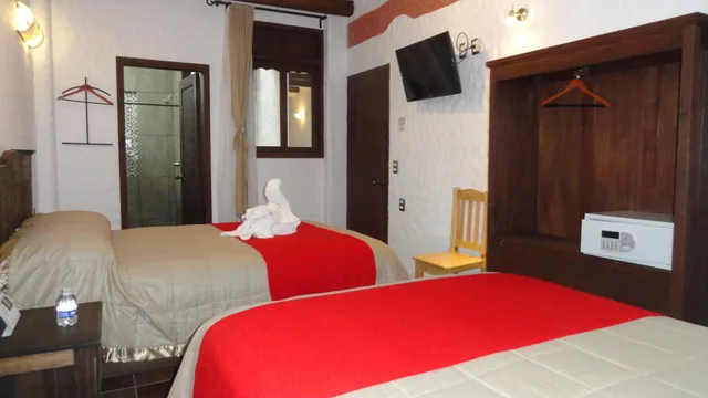 Room, Quadruple, Hotel Na'lum 8/10