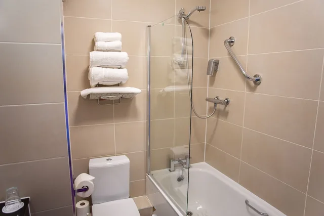 Standard, Triple, 1 Double and 1 Single Bed, West County Hotel 6/6