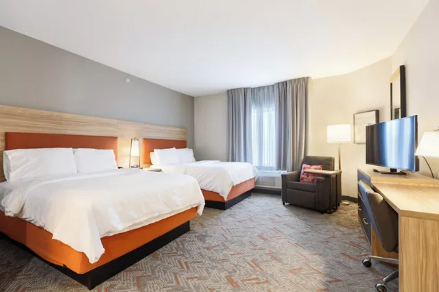 غرفة قياسية بسرير مزدوج، Candlewood Suites Sierra Vista 5/10