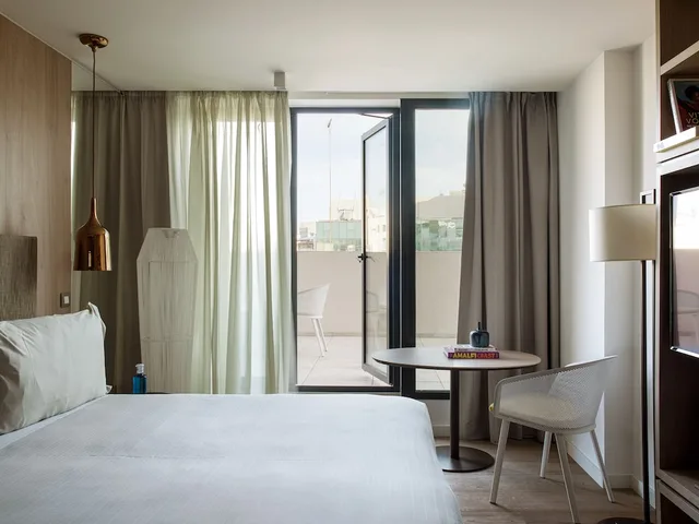 2 Bedrooms, Ultimate, Me, Suite, City View, Terrace، ME Barcelona 1/7