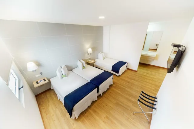 غرفة قياسية ثلاثية، Hotel Lp Equipetrol 1/4