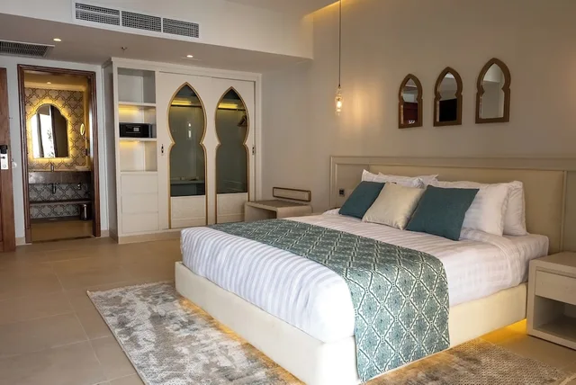 Pool, Suite, King Bed, Sunrise Sentido Mamlouk Palace 2/3