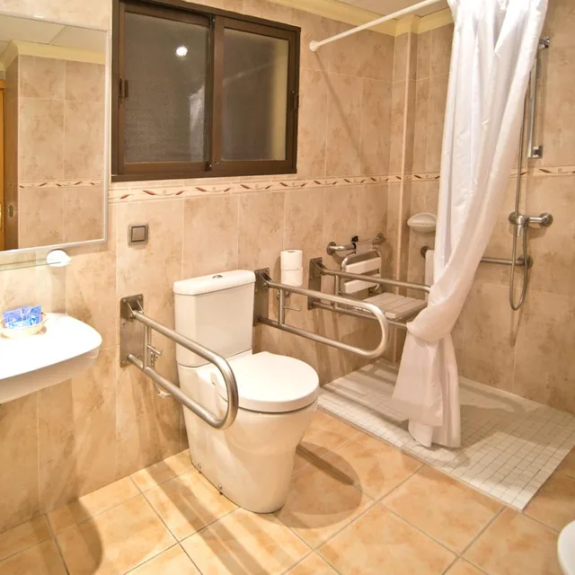 غرفة بسرير مزدوج، Hotel Amoros 8/10