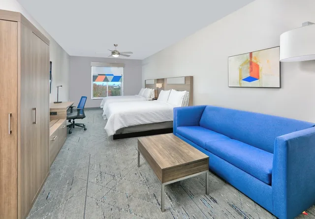 Suite, 2 Queen Beds, Living Area, Holiday Inn Express Amp Suites North Dallas At Preston 3/5