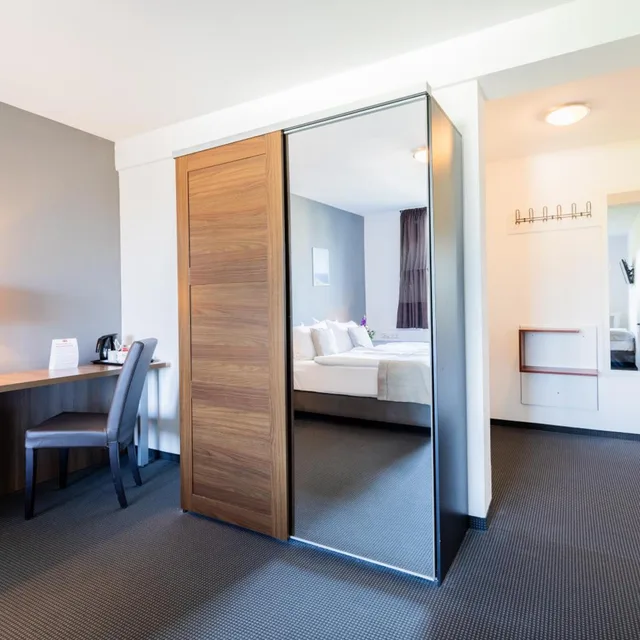 Standard, Triple, Hotel Aviva Neue Messe 6/7
