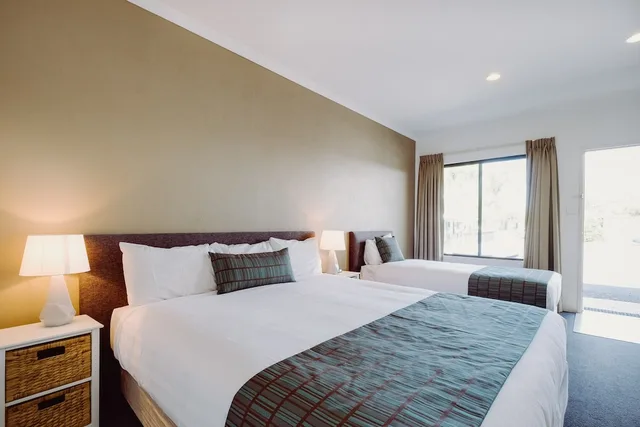 استوديو مفردة بسرير كينج، ARTESIAN SPA MOTEL 4/5