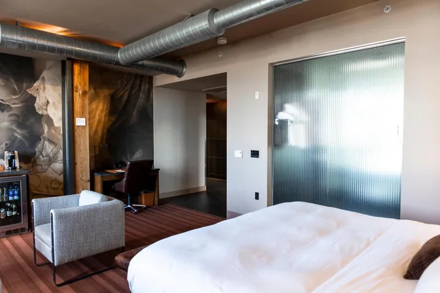 Room, Alcove, Corner، The Iron Horse Hotel 5/10