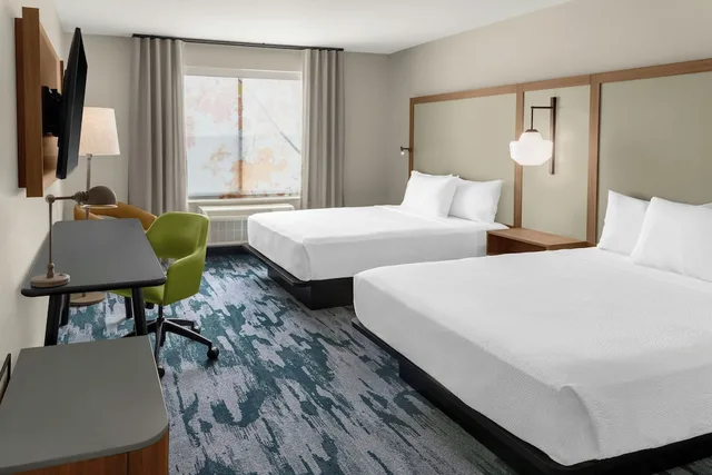 غرفة بسريرين كوين لذوي الإعاقة، Fairfield by Marriott Inn & Suites Norwalk 2/5