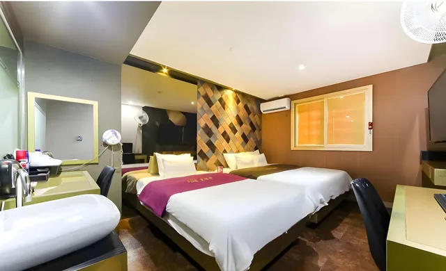 غرفة ديلوكس بسريرين منفصلين، Hotel June Haeundae 1/1