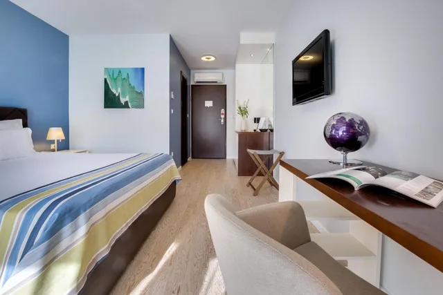 غرفة بسرير مزدوج بشرفة، Bb Residence 2/2