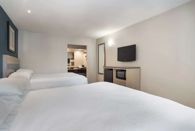 جناح بسريرين كوين بغرفتين، SureStay Hotel by Best Western San Rafael 3/8