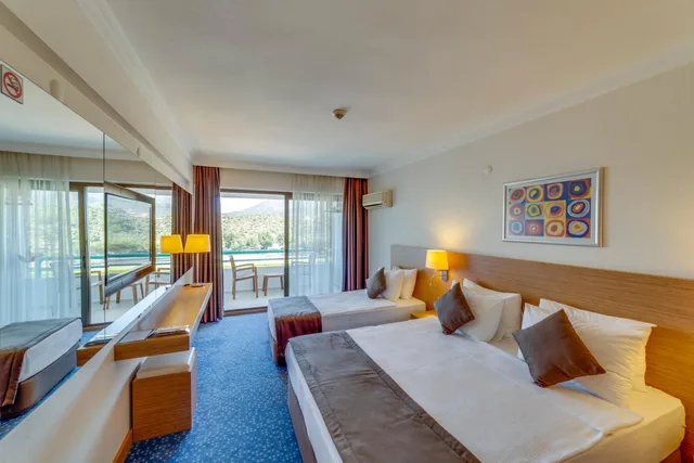 غرفة بإطلالة على الجبل، Grand Efe Hotel 4/10
