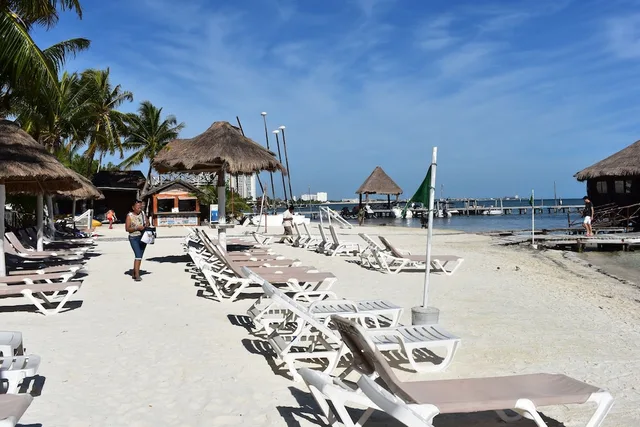 Imperial Las Perlas, Cancun 40/66
