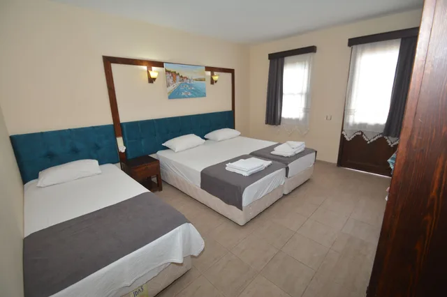 غرفة قياسية ثلاثية، Bodrum Salinas Hotel 2/10