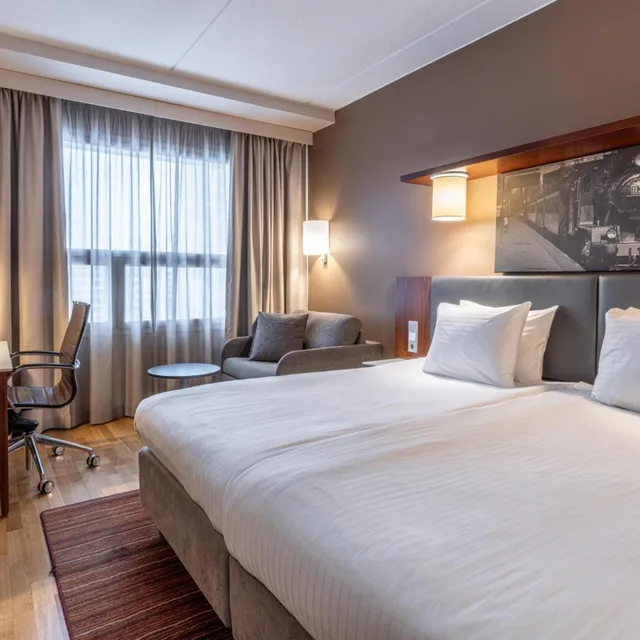 غرفة سوبيريور عائلية بسرير كينج، Holiday Inn Tampere Central Station 1/3