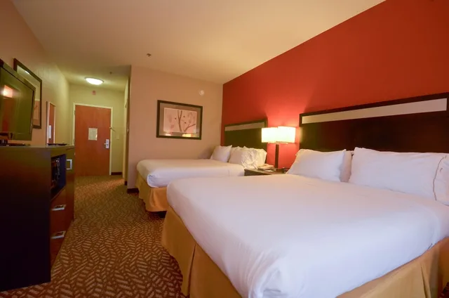 غرفة قياسية، Holiday Inn Express Hotel And Suites Pine Bluff Pines Mall 1/1