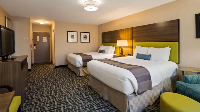 غرفة رباعية بسريرين كوين، Best Western Dubois Hotel 1/3