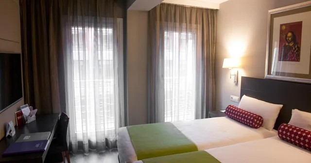 Standard, Single, Mercure Madrid Centro Lope De Vega 6/9