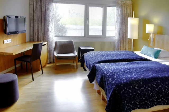 غرفة سوبيريور بسريرين منفصلين مع أريكة، Scandic Aarhus Vest 2/6