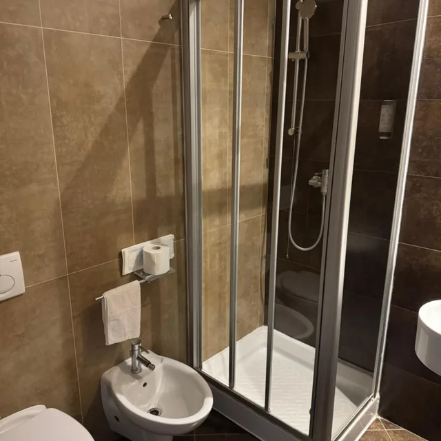 غرفة بسريرين منفصلين، B&B Hotel Cologno Sporting 7/8